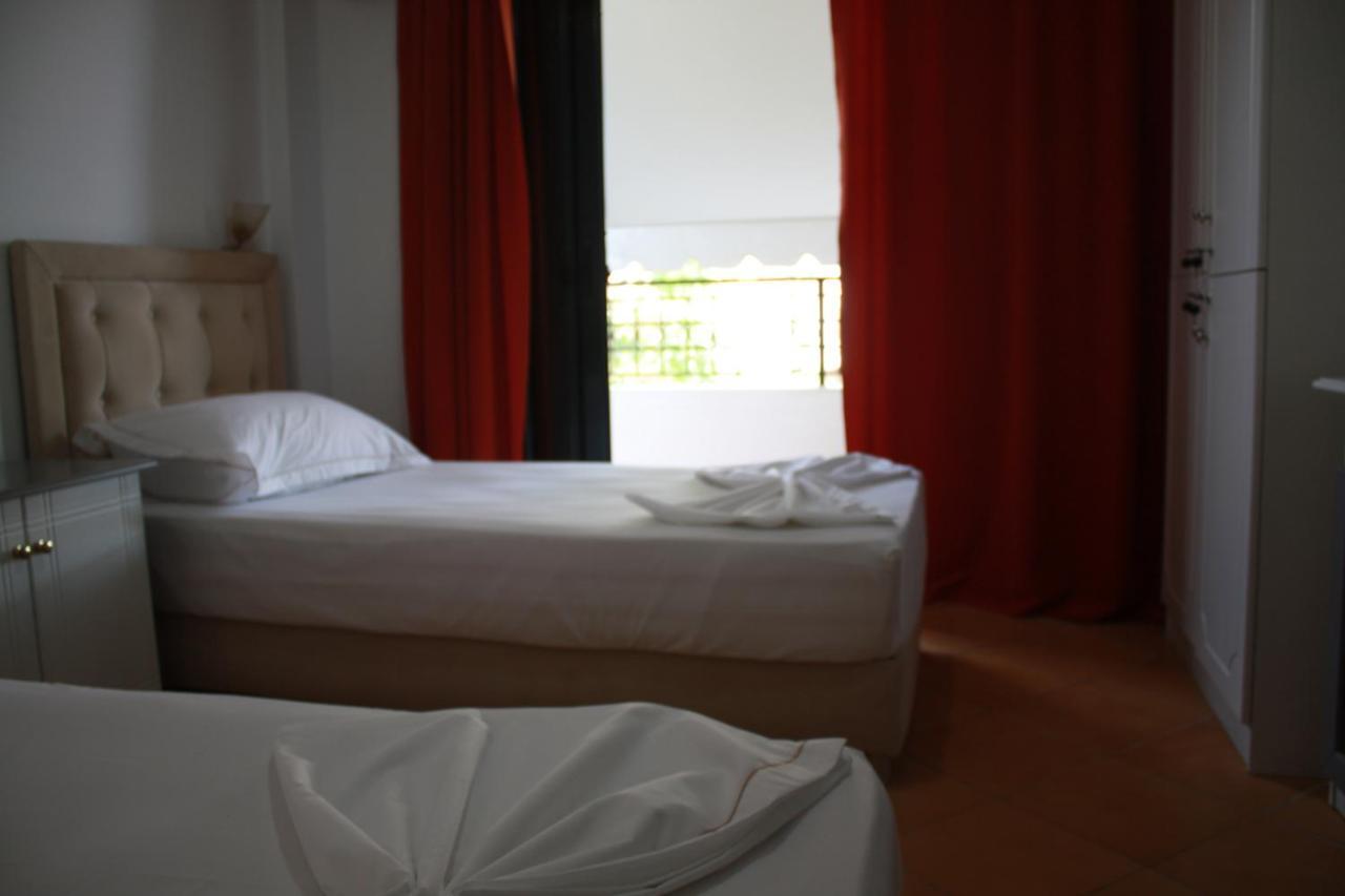 Kanina Hotel&Hostel Saranda Dış mekan fotoğraf