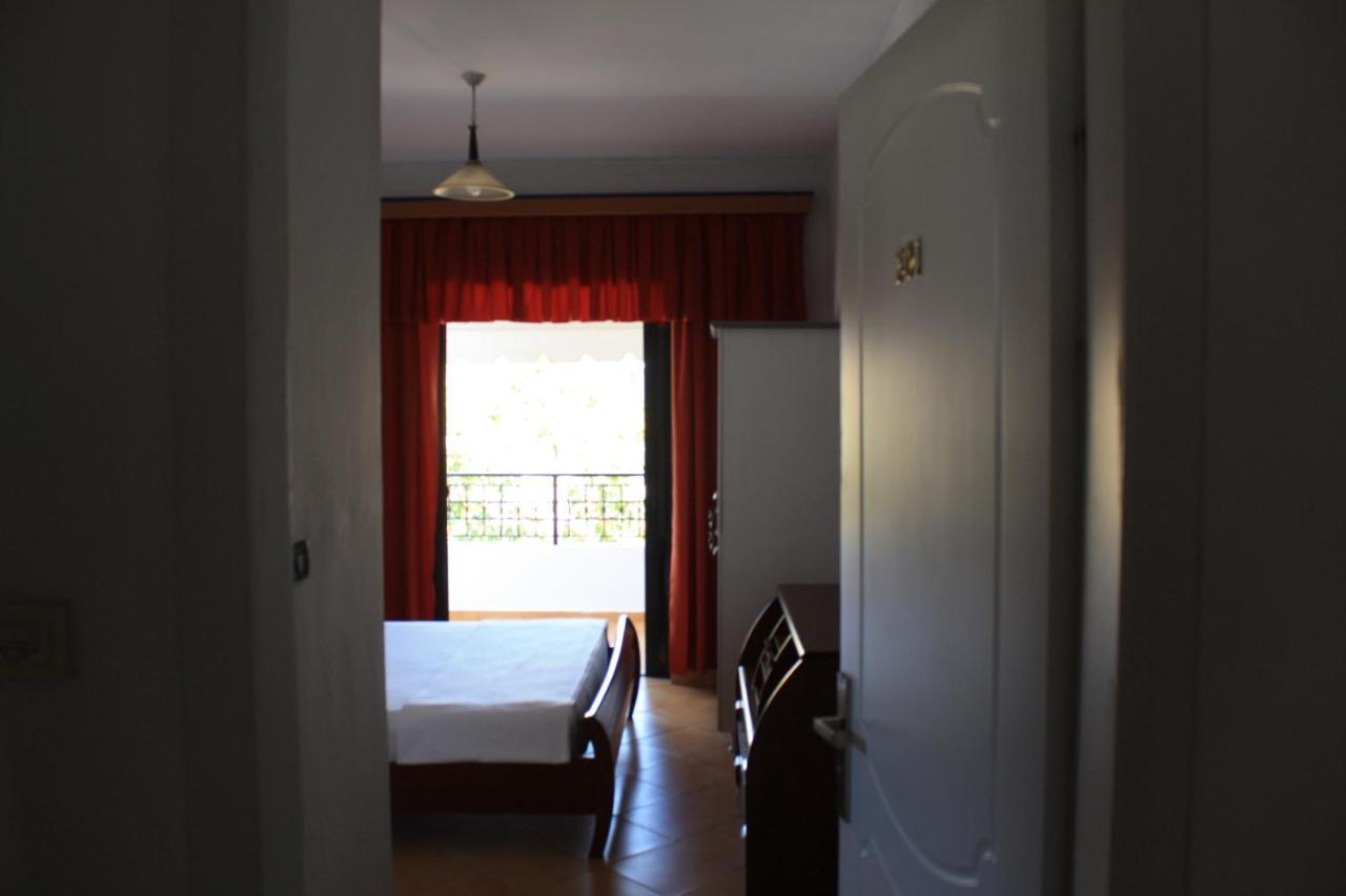 Kanina Hotel&Hostel Saranda Dış mekan fotoğraf